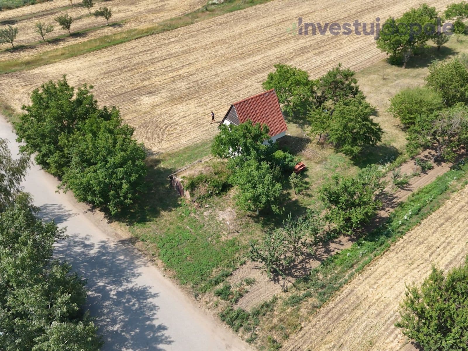 Prodej pozemku 2.415 m², Hrušovany u Brna, Jihomoravský kraj Prodej pozemku 2.415 m², Hrušovany u Brna, Jihomoravský kraj