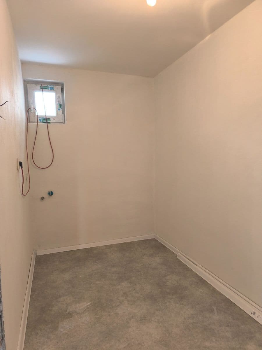 Prodej domu 101 m², pozemek 321 m², Hluboké, Kraj Vysočina Prodej domu 101 m², pozemek 321 m², Hluboké, Kraj Vysočina