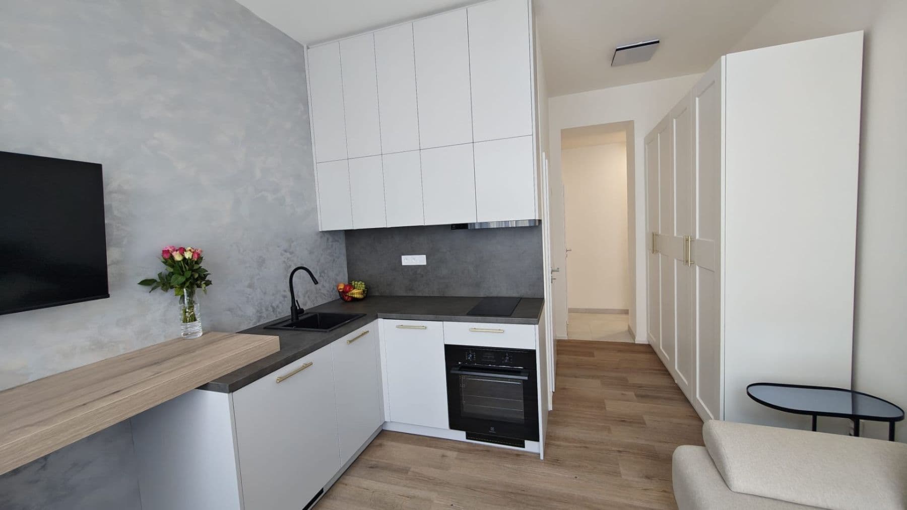 Pronájem bytu 1+kk 22 m², Kolmá, Praha, Praha Pronájem bytu 1+kk 22 m², Kolmá, Praha, Praha