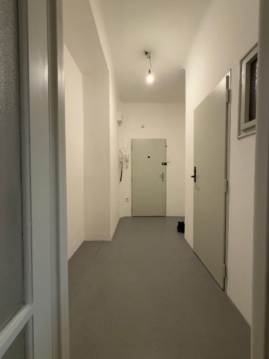 Pronájem bytu 2+1 50 m², Patočkova, Praha, Praha Pronájem bytu 2+1 50 m², Patočkova, Praha, Praha
