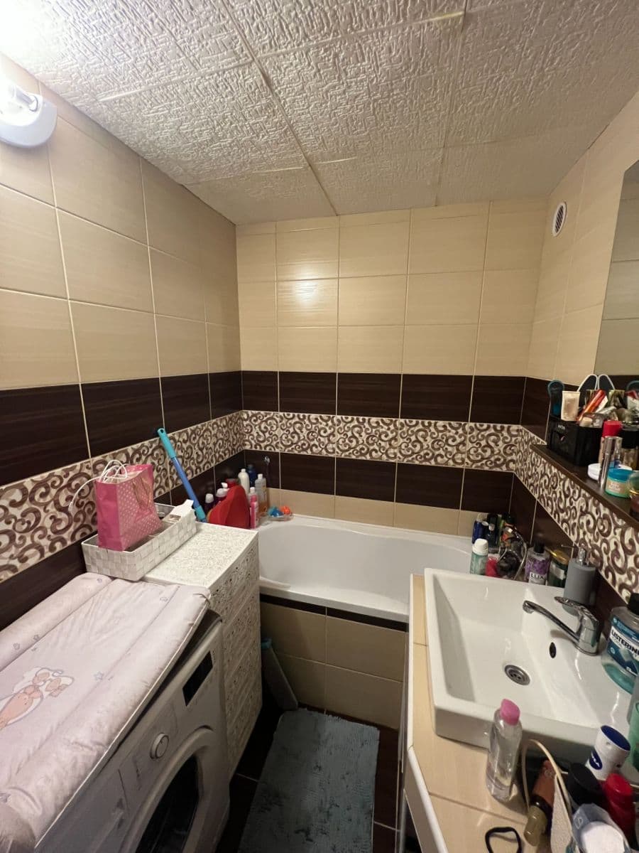 Prodej bytu 3+1 75 m², Živičná, Ostrava, Moravskoslezský kraj Prodej bytu 3+1 75 m², Živičná, Ostrava, Moravskoslezský kraj