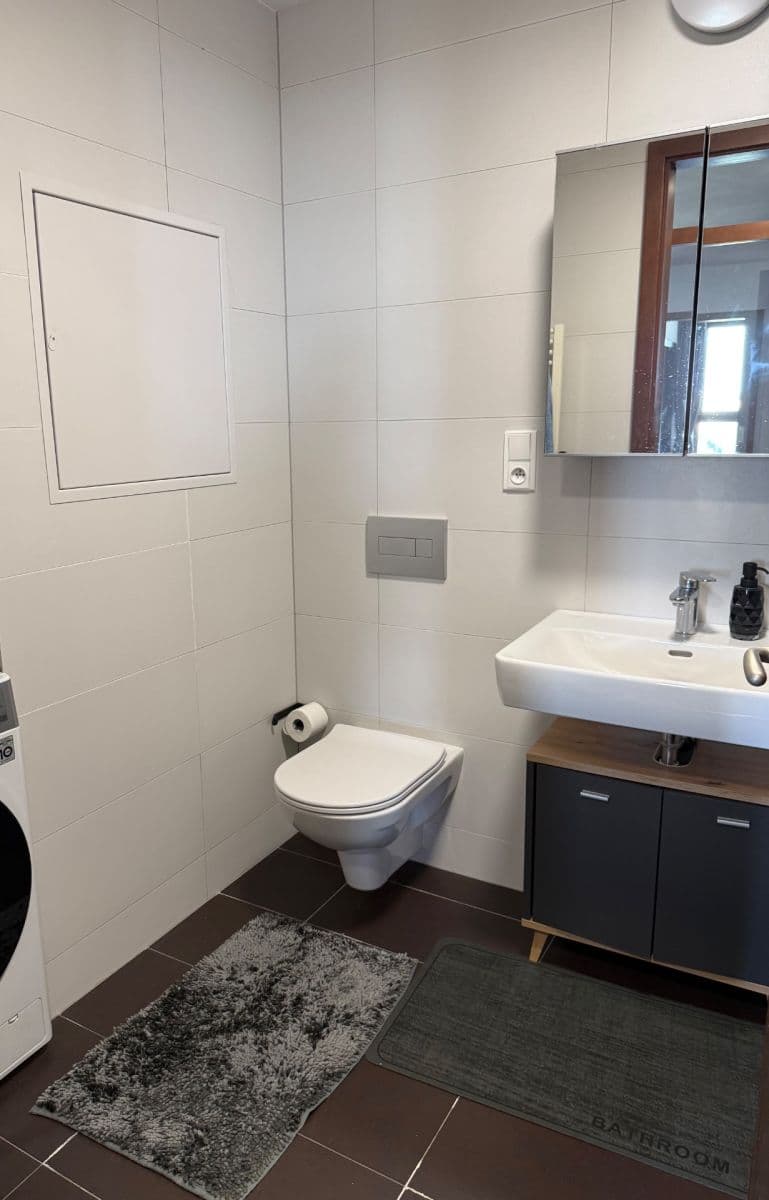 Prodej bytu 2+kk 59 m², Jeremiášova, Praha, Praha Prodej bytu 2+kk 59 m², Jeremiášova, Praha, Praha