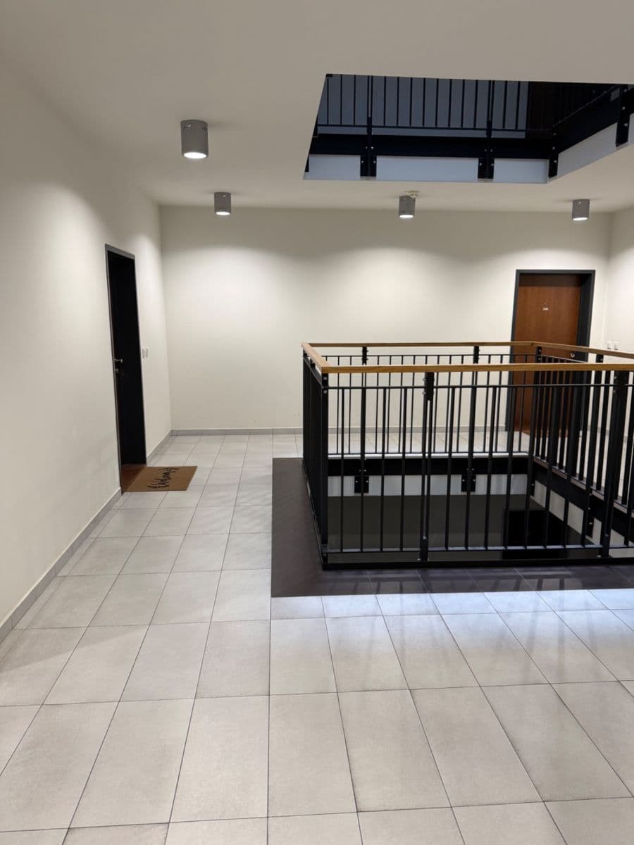 Prodej bytu 2+kk 59 m², Jeremiášova, Praha, Praha Prodej bytu 2+kk 59 m², Jeremiášova, Praha, Praha