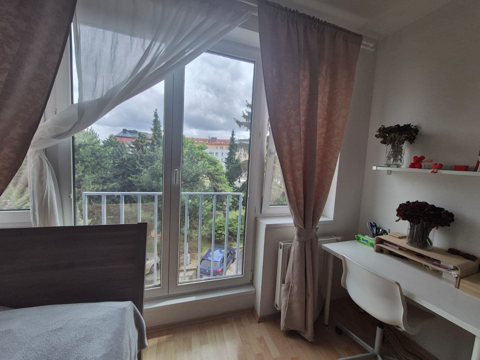 Pronájem bytu 1+kk 40 m², Suchdolské náměstí, Praha, Praha Pronájem bytu 1+kk 40 m², Suchdolské náměstí, Praha, Praha