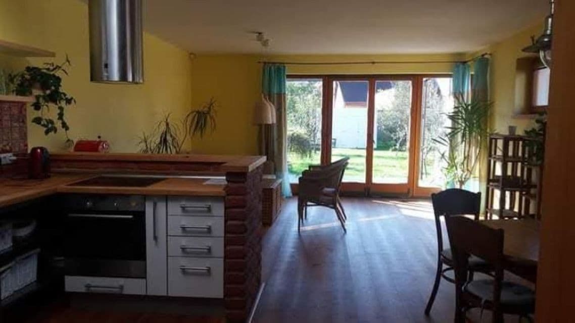 Pronájem domu 130 m², pozemek 420 m², Karoliny Světlé, Hradec Králové, Královéhradecký kraj Pronájem domu 130 m², pozemek 420 m², Karoliny Světlé, Hradec Králové, Královéhradecký kraj