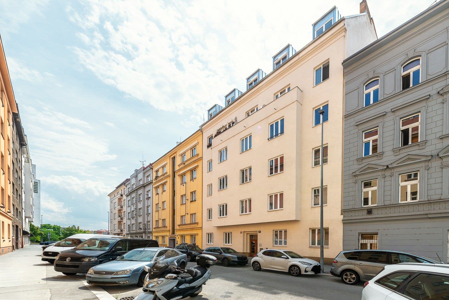 Pronájem bytu 1+kk 34 m², Holandská, Praha, Praha Pronájem bytu 1+kk 34 m², Holandská, Praha, Praha