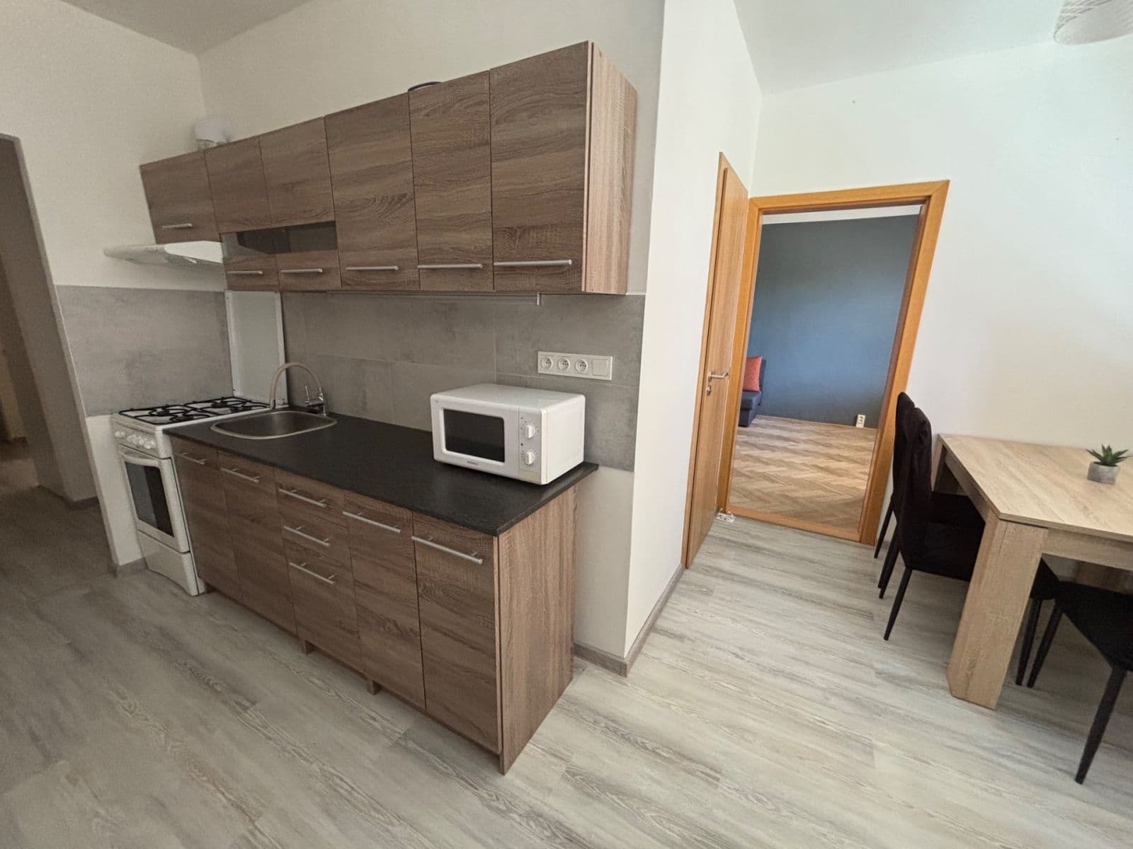 Pronájem bytu 2+1 64 m², Opálkova, Brno, Jihomoravský kraj Pronájem bytu 2+1 64 m², Opálkova, Brno, Jihomoravský kraj