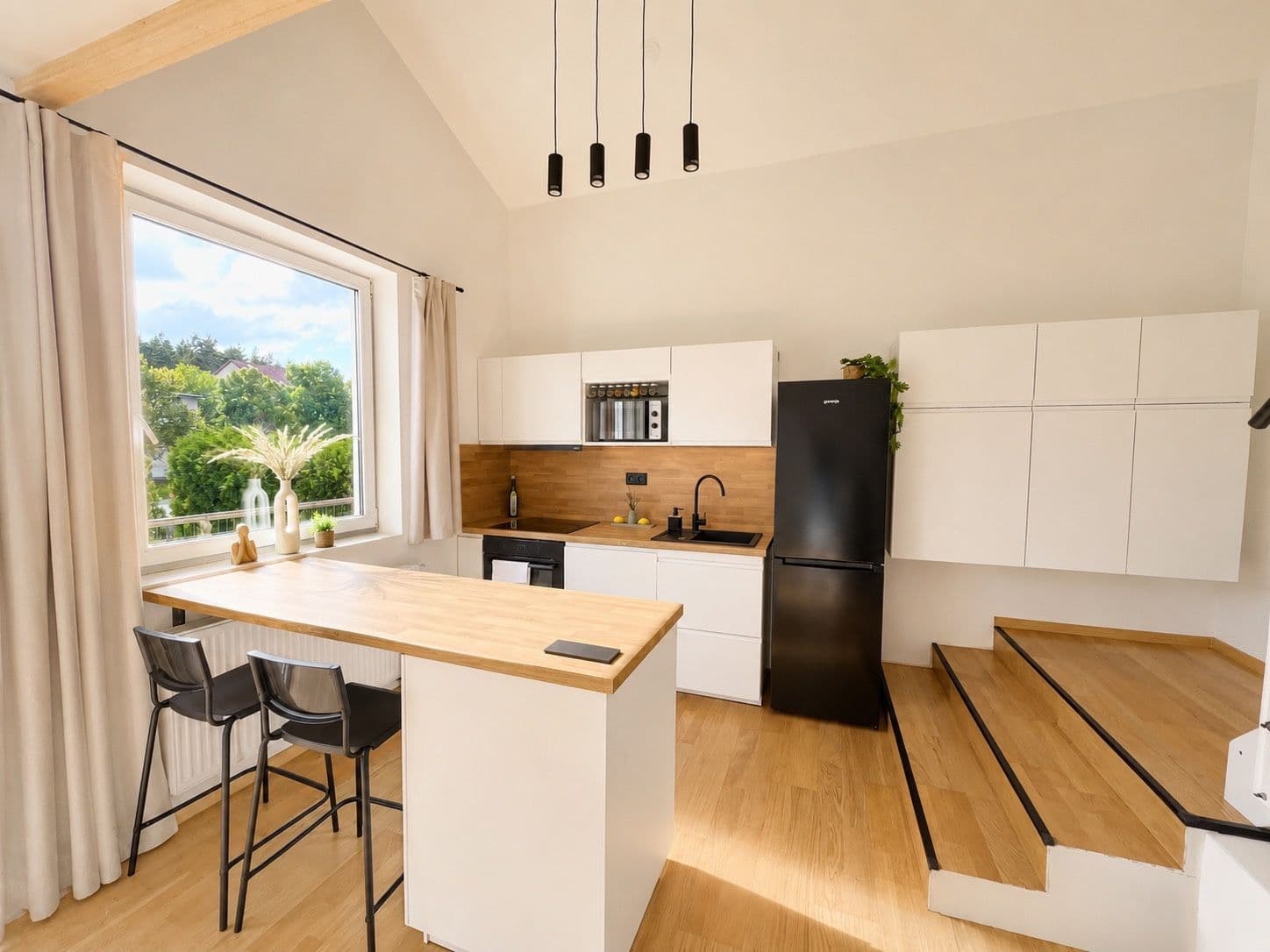 Pronájem bytu 3+kk 86 m², Hlavní, Jirny, Středočeský kraj Pronájem bytu 3+kk 86 m², Hlavní, Jirny, Středočeský kraj