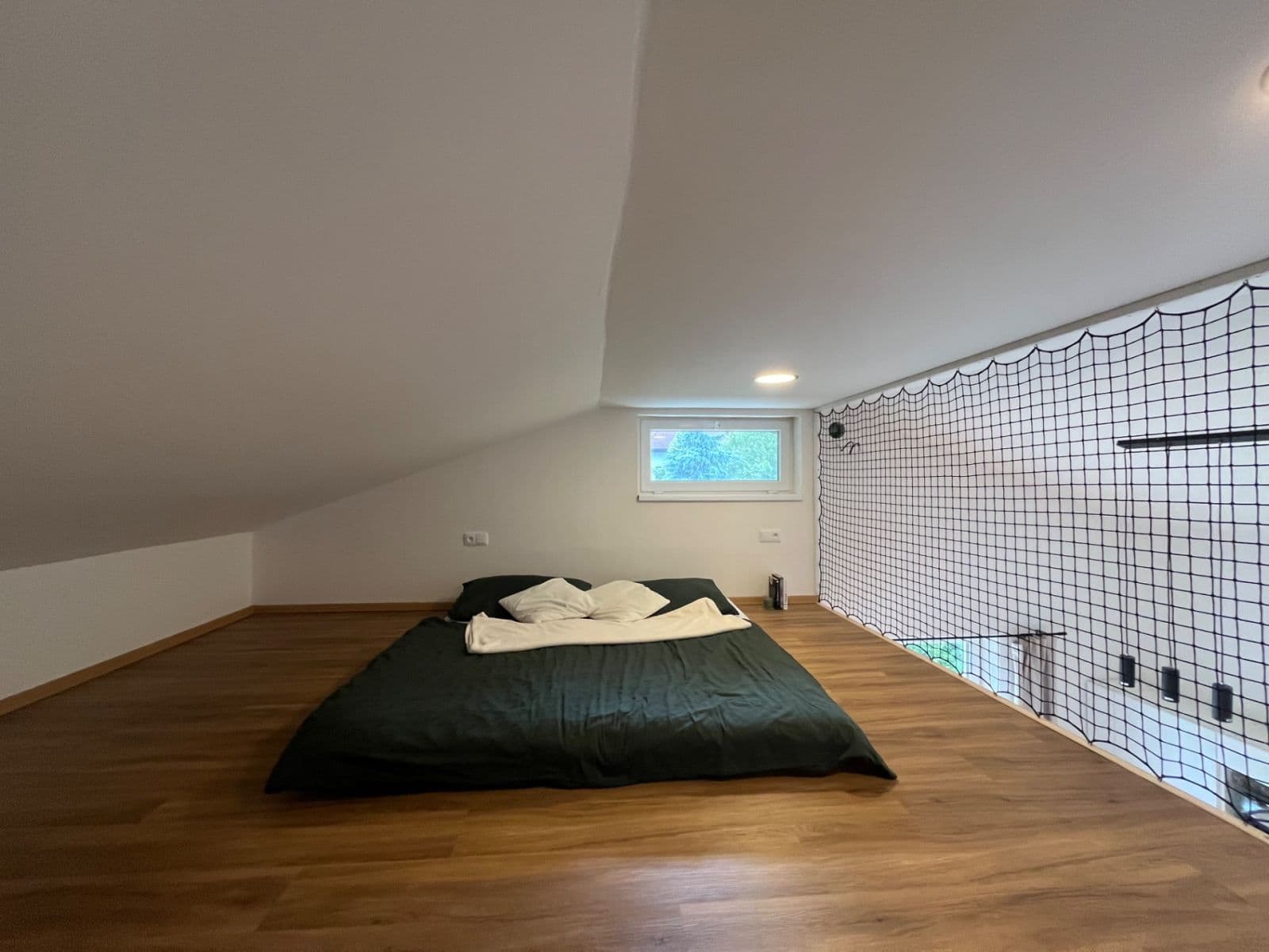 Pronájem bytu 3+kk 86 m², Hlavní, Jirny, Středočeský kraj Pronájem bytu 3+kk 86 m², Hlavní, Jirny, Středočeský kraj