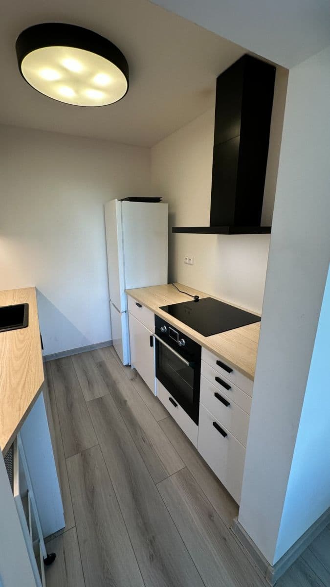 Pronájem bytu 2+kk 42 m², Ciolkovského, Praha, Praha Pronájem bytu 2+kk 42 m², Ciolkovského, Praha, Praha