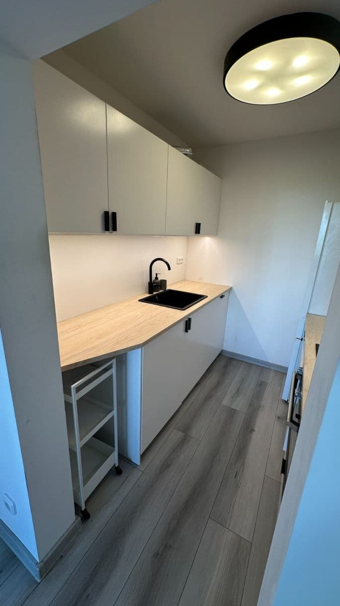 Pronájem bytu 2+kk 42 m², Ciolkovského, Praha, Praha Pronájem bytu 2+kk 42 m², Ciolkovského, Praha, Praha