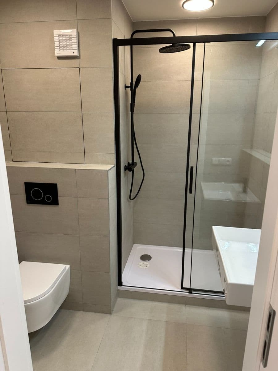 Pronájem bytu 2+kk 42 m², Ciolkovského, Praha, Praha Pronájem bytu 2+kk 42 m², Ciolkovského, Praha, Praha