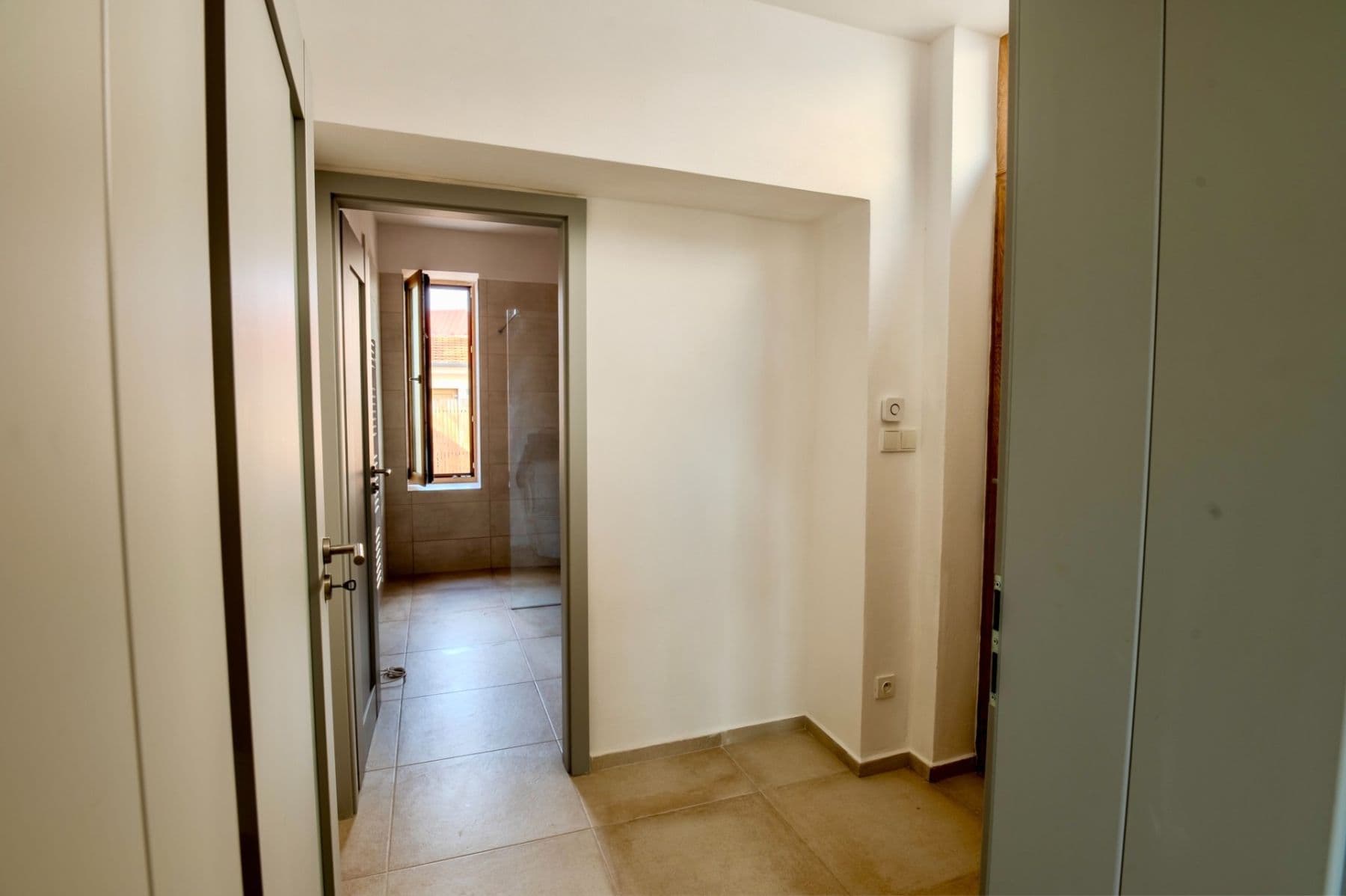 Pronájem bytu 1+kk 29 m², Dašická, Pardubice, Pardubický kraj Pronájem bytu 1+kk 29 m², Dašická, Pardubice, Pardubický kraj