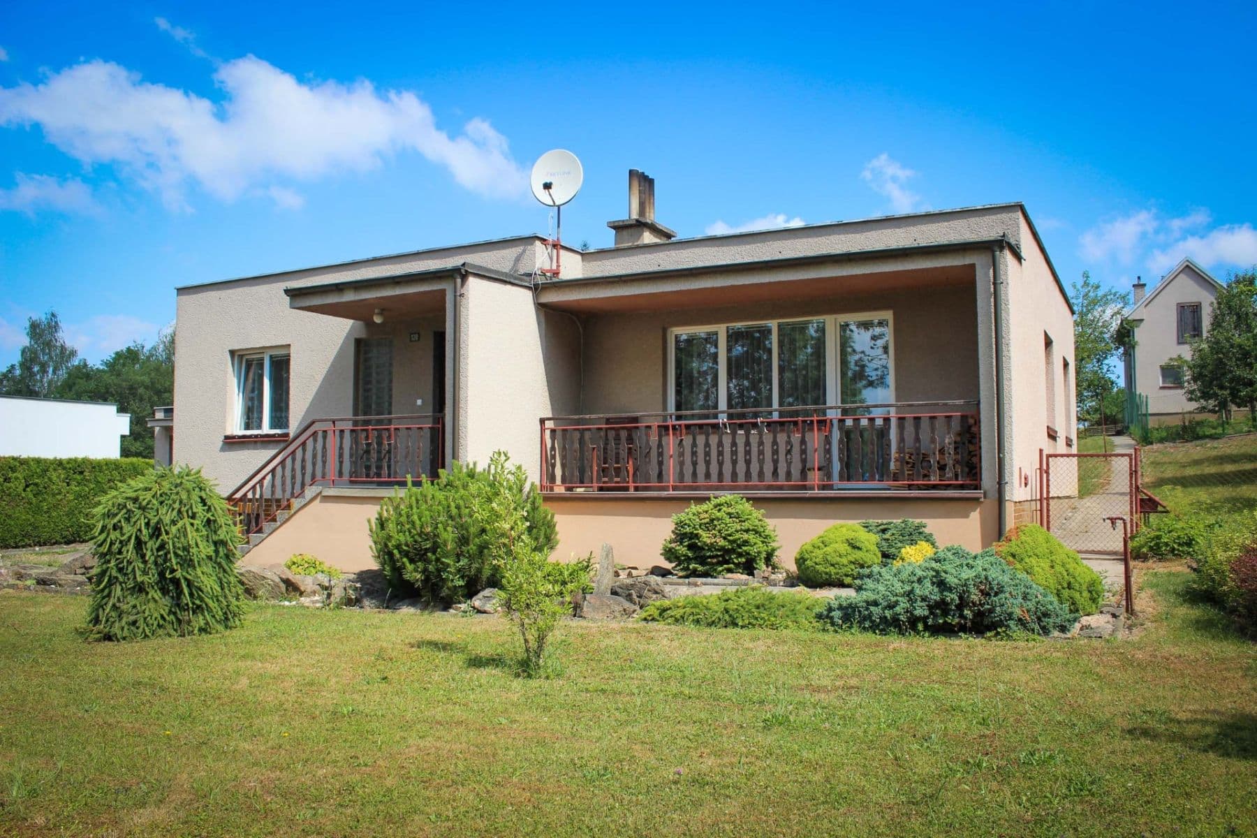 Prodej domu 165 m², pozemek 1.900 m², Němčice, Pardubický kraj Prodej domu 165 m², pozemek 1.900 m², Němčice, Pardubický kraj
