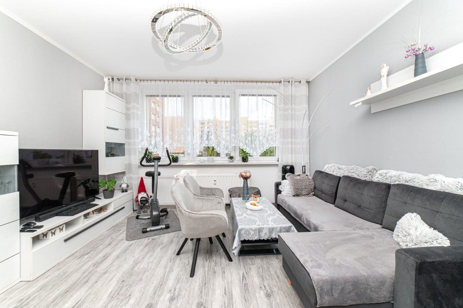 Prodej bytu 4+1 84 m², Okrężna, Český Těšín, Moravskoslezský kraj Prodej bytu 4+1 84 m², Okrężna, Český Těšín, Moravskoslezský kraj