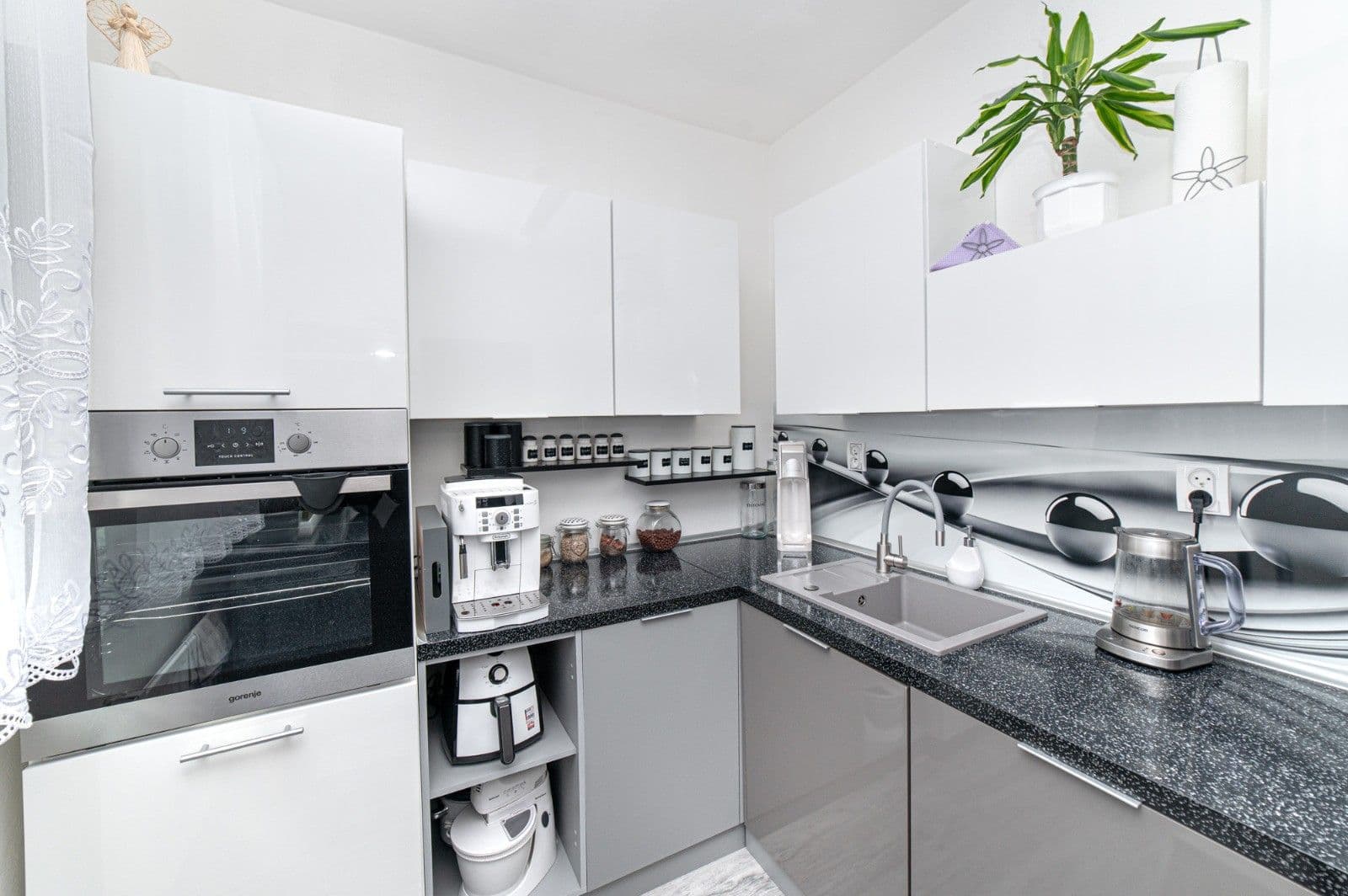Prodej bytu 4+1 84 m², Okrężna, Český Těšín, Moravskoslezský kraj Prodej bytu 4+1 84 m², Okrężna, Český Těšín, Moravskoslezský kraj