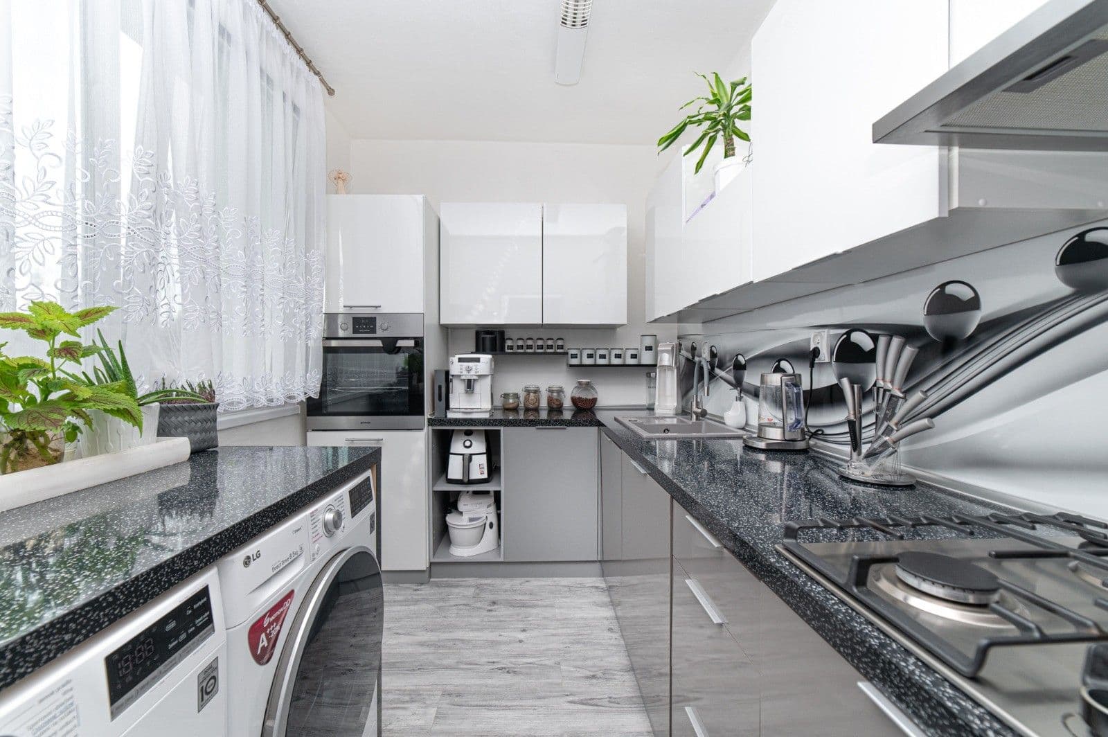 Prodej bytu 4+1 84 m², Okrężna, Český Těšín, Moravskoslezský kraj Prodej bytu 4+1 84 m², Okrężna, Český Těšín, Moravskoslezský kraj