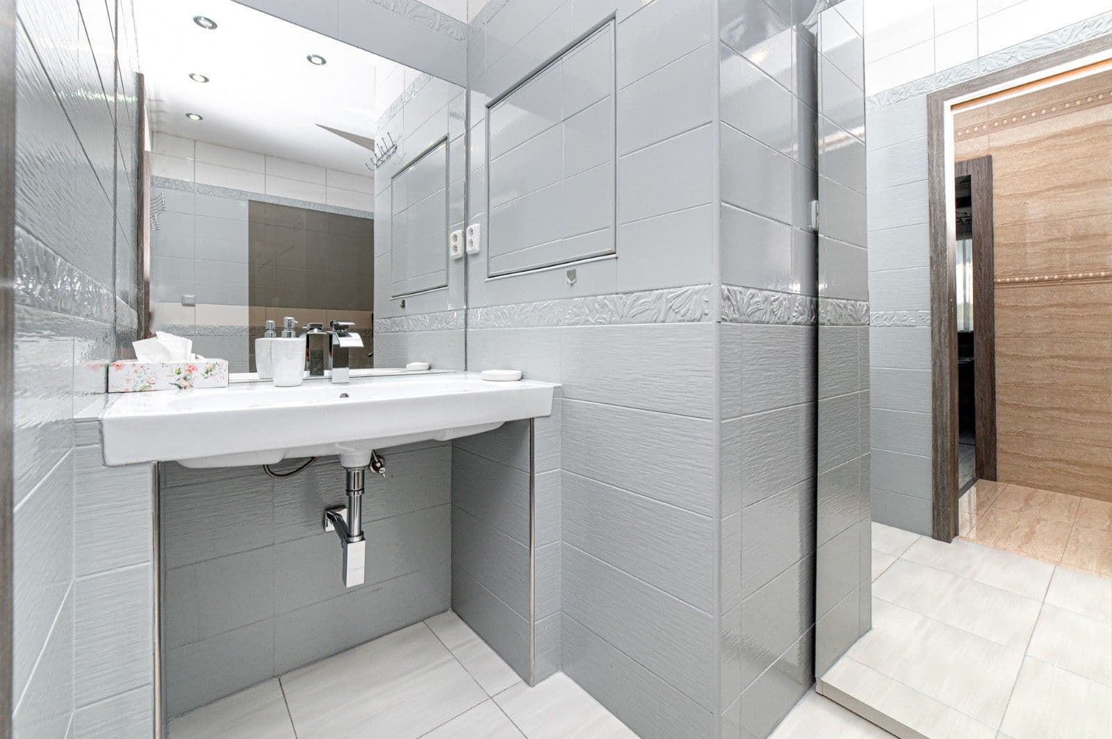 Prodej bytu 4+1 84 m², Okrężna, Český Těšín, Moravskoslezský kraj Prodej bytu 4+1 84 m², Okrężna, Český Těšín, Moravskoslezský kraj