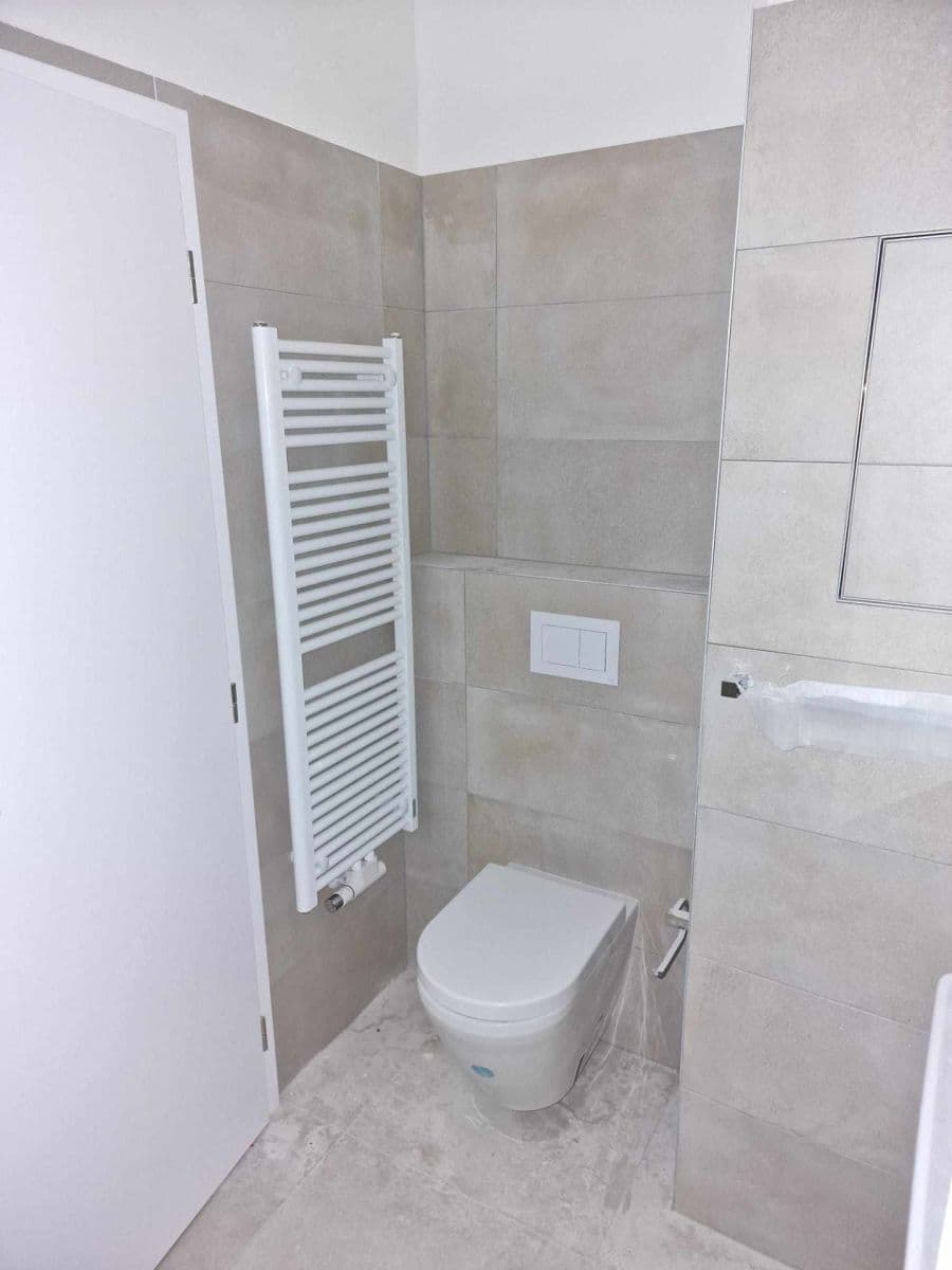 Pronájem bytu 1+kk 35 m², Aloise Rašína, Olomouc, Olomoucký kraj Pronájem bytu 1+kk 35 m², Aloise Rašína, Olomouc, Olomoucký kraj