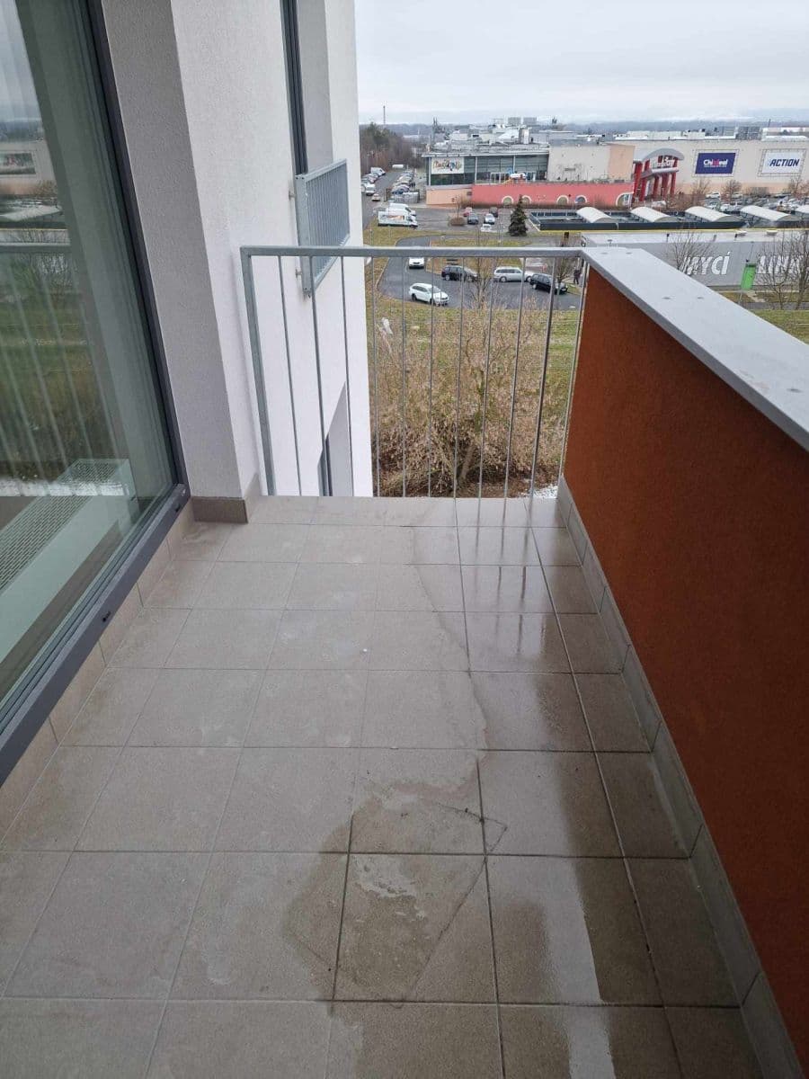 Pronájem bytu 1+kk 35 m², Aloise Rašína, Olomouc, Olomoucký kraj Pronájem bytu 1+kk 35 m², Aloise Rašína, Olomouc, Olomoucký kraj
