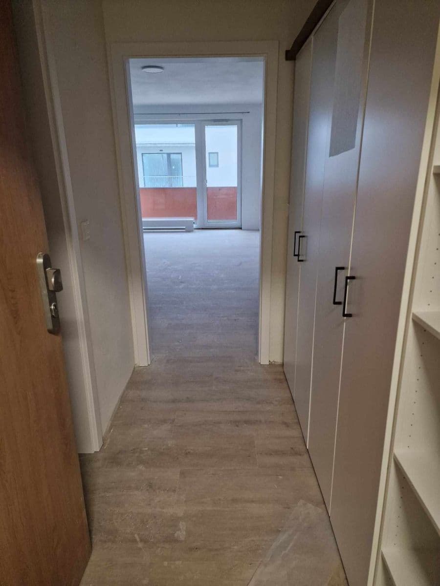 Pronájem bytu 1+kk 35 m², Aloise Rašína, Olomouc, Olomoucký kraj Pronájem bytu 1+kk 35 m², Aloise Rašína, Olomouc, Olomoucký kraj