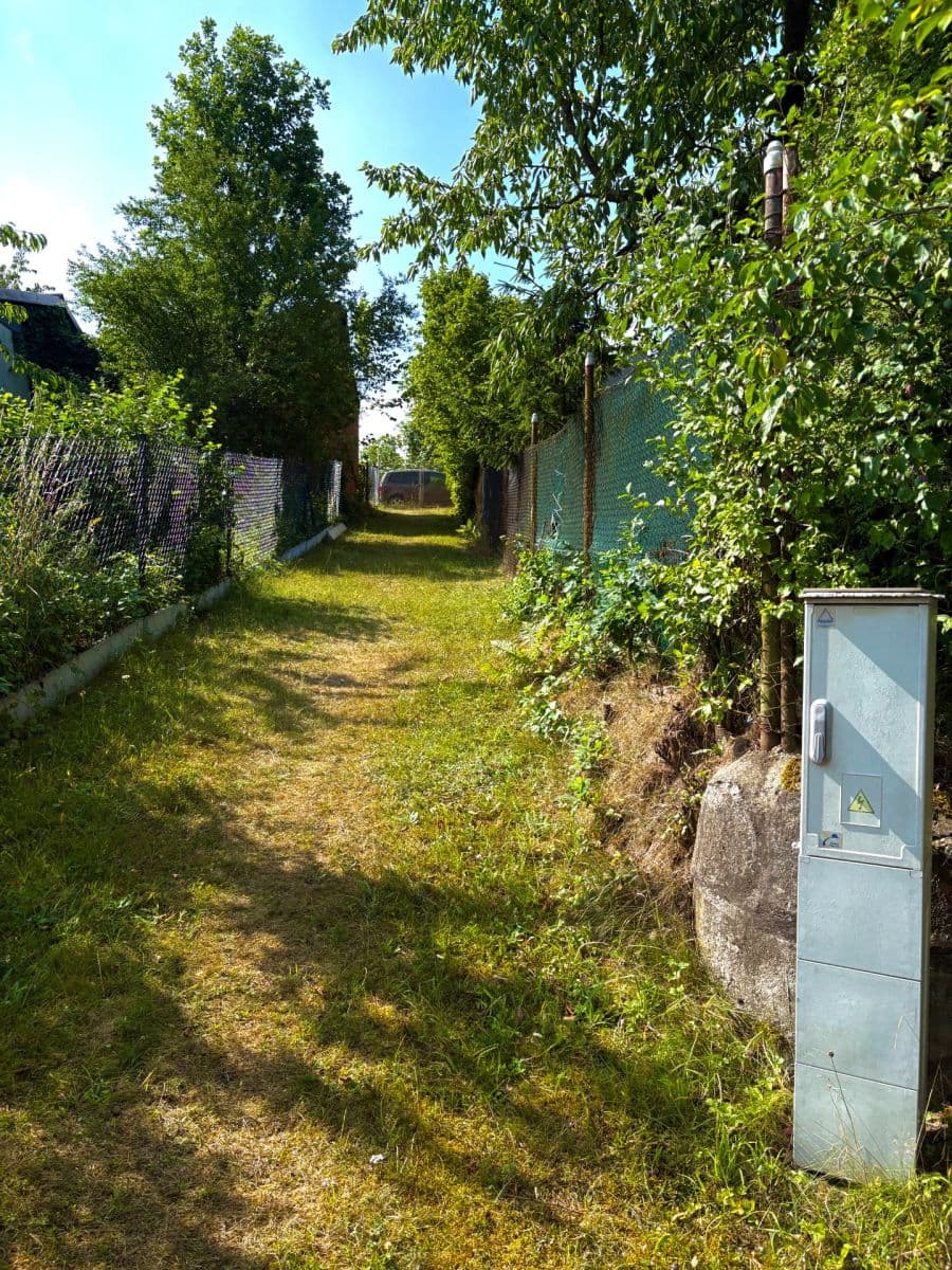 Prodej pozemku 473 m², Zářijová, Plzeň, Plzeňský kraj Prodej pozemku 473 m², Zářijová, Plzeň, Plzeňský kraj