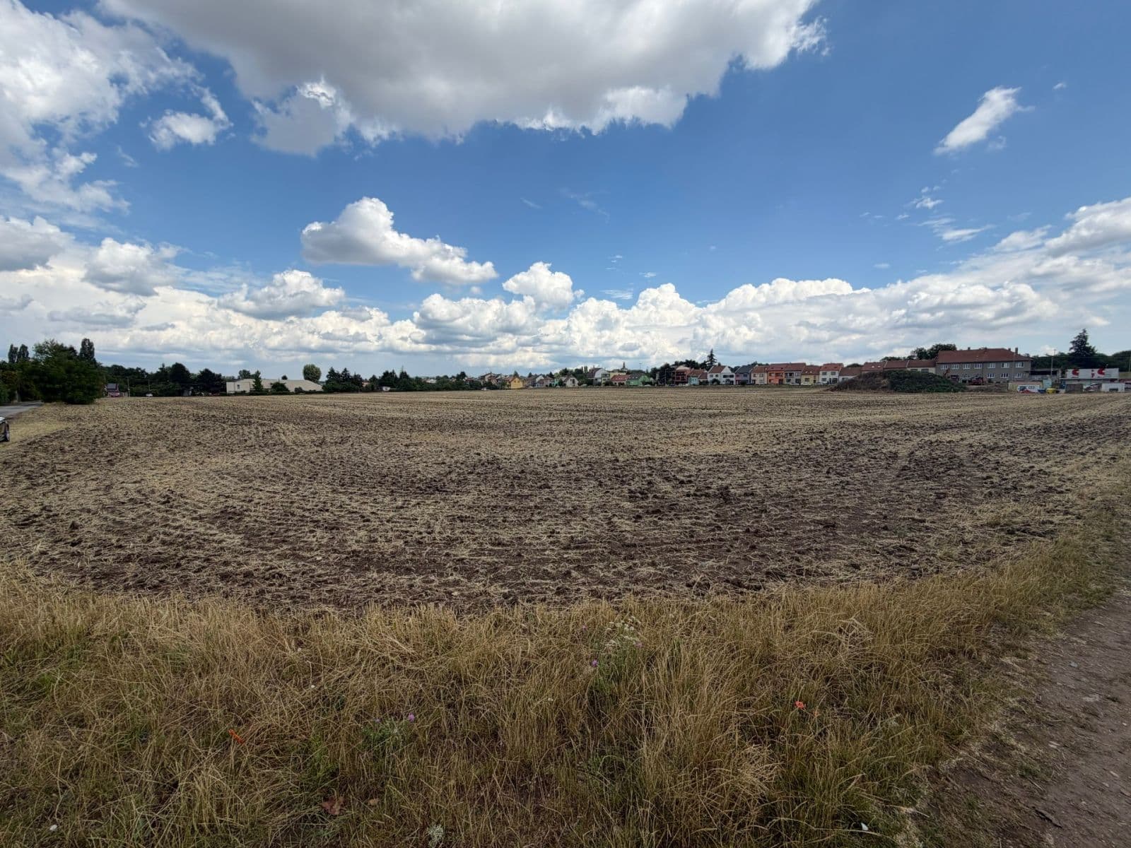 Prodej pozemku 1.077 m², Brno, Jihomoravský kraj Prodej pozemku 1.077 m², Brno, Jihomoravský kraj