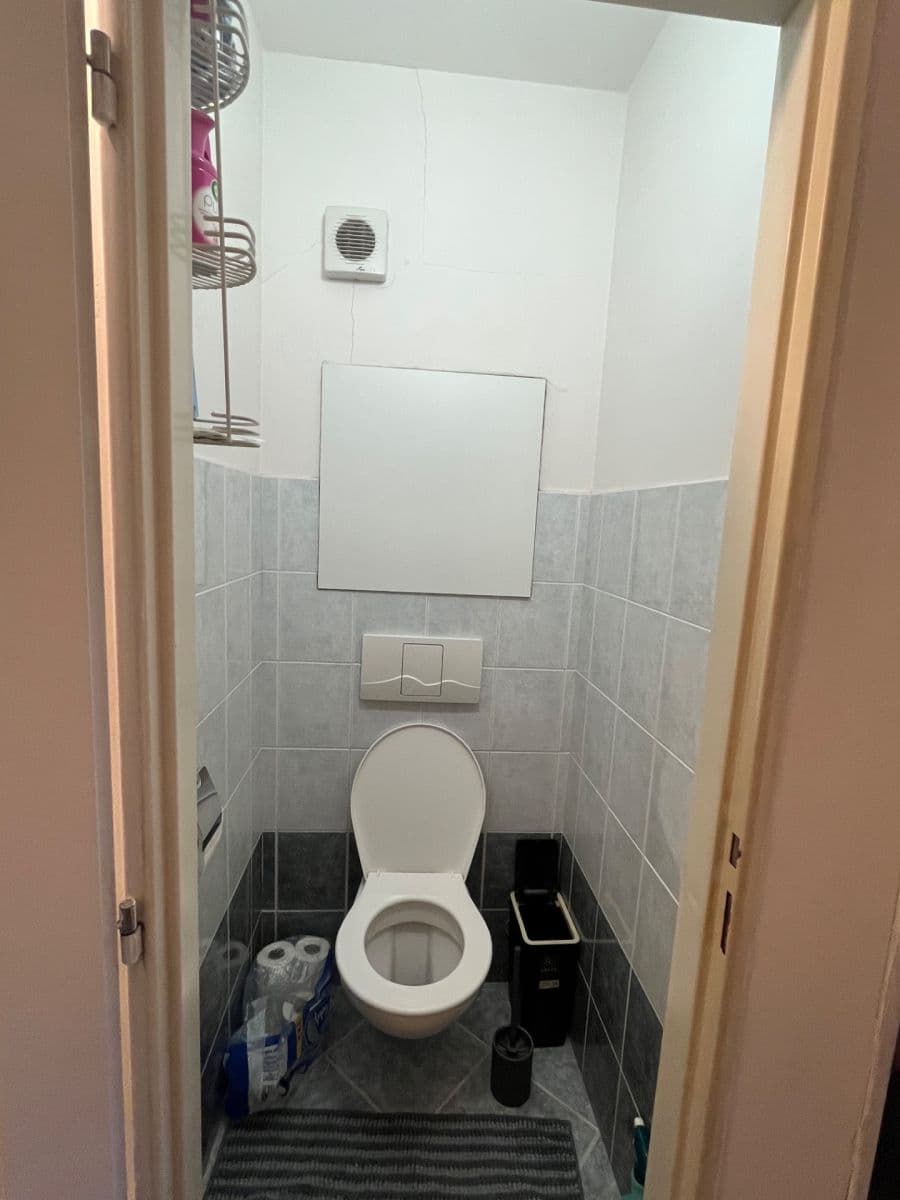 Pronájem bytu 4+1 70 m², Doubravická, Praha, Praha Pronájem bytu 4+1 70 m², Doubravická, Praha, Praha