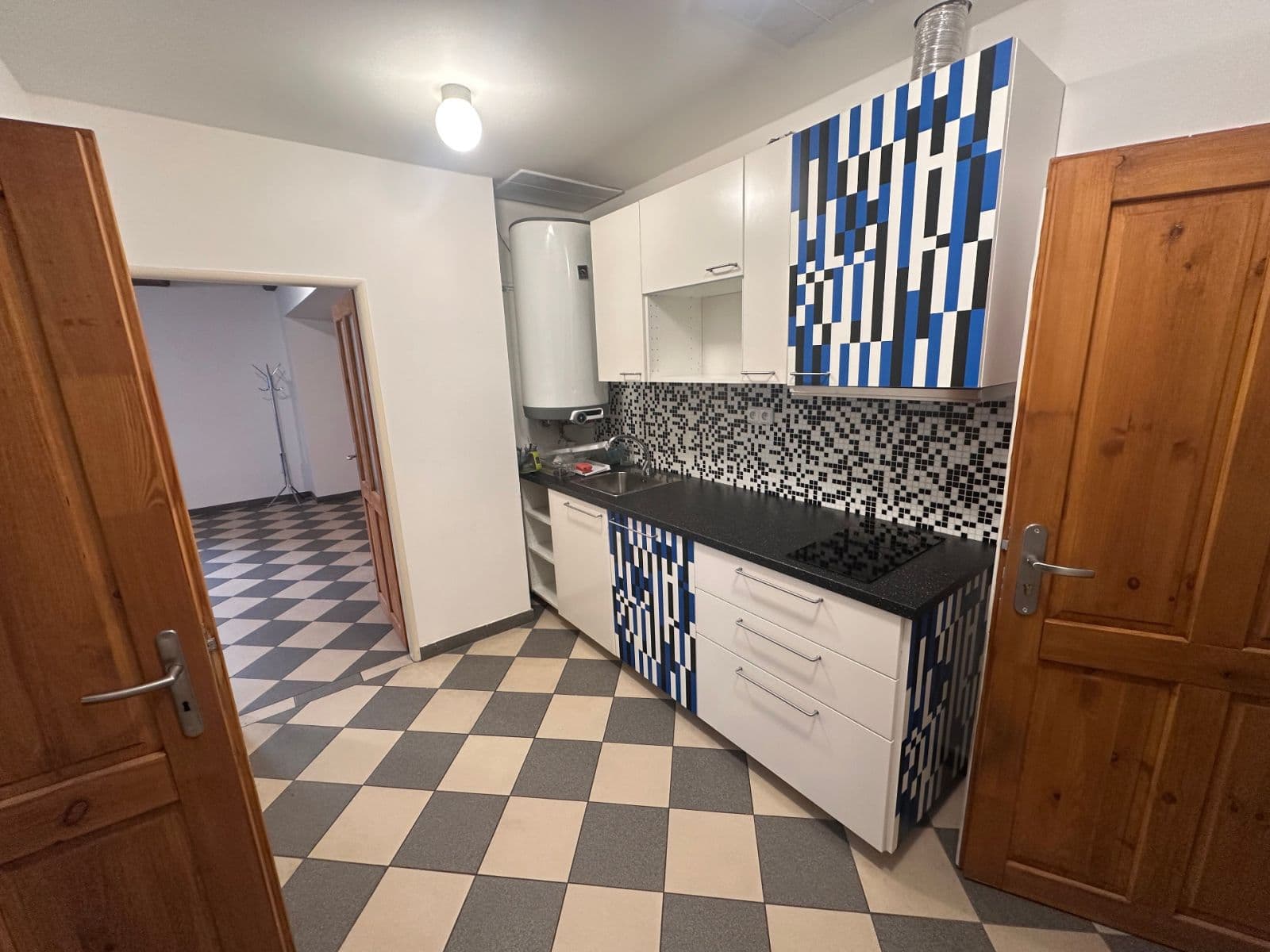 Pronájem nebytového prostoru 70 m², Kafkova, Nová Paka, Královéhradecký kraj Pronájem nebytového prostoru 70 m², Kafkova, Nová Paka, Královéhradecký kraj