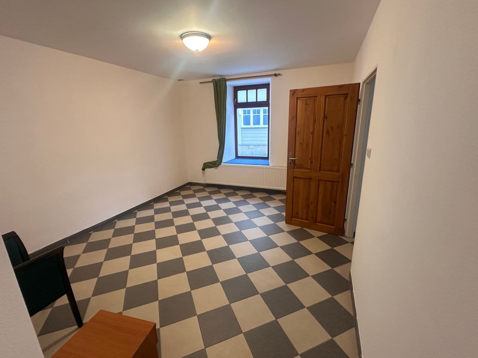 Pronájem nebytového prostoru 70 m², Kafkova, Nová Paka, Královéhradecký kraj Pronájem nebytového prostoru 70 m², Kafkova, Nová Paka, Královéhradecký kraj