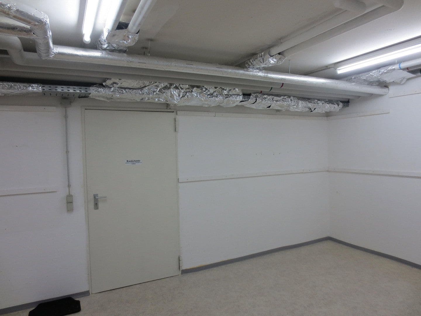 Pronájem nebytového prostoru 36 m², regensburg, Bavorsko Pronájem nebytového prostoru 36 m², regensburg, Bavorsko