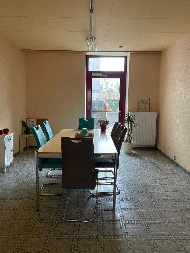 Pronájem kanceláře 95 m², Oberhausen, Severní Porýní-Vestfálsko Pronájem kanceláře 95 m², Oberhausen, Severní Porýní-Vestfálsko