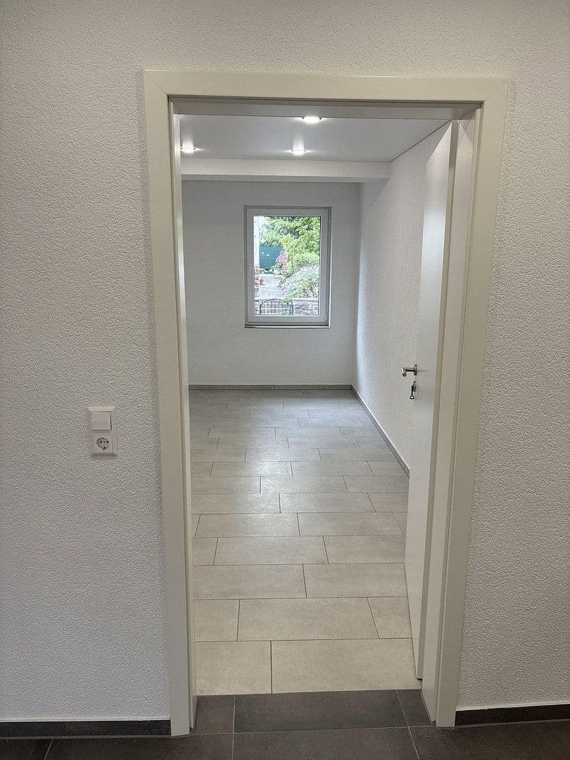 Pronájem bytu 3+1 74 m², Senefelder Straße 4, Pforzheim, Bádensko-Württembersko Pronájem bytu 3+1 74 m², Senefelder Straße 4, Pforzheim, Bádensko-Württembersko
