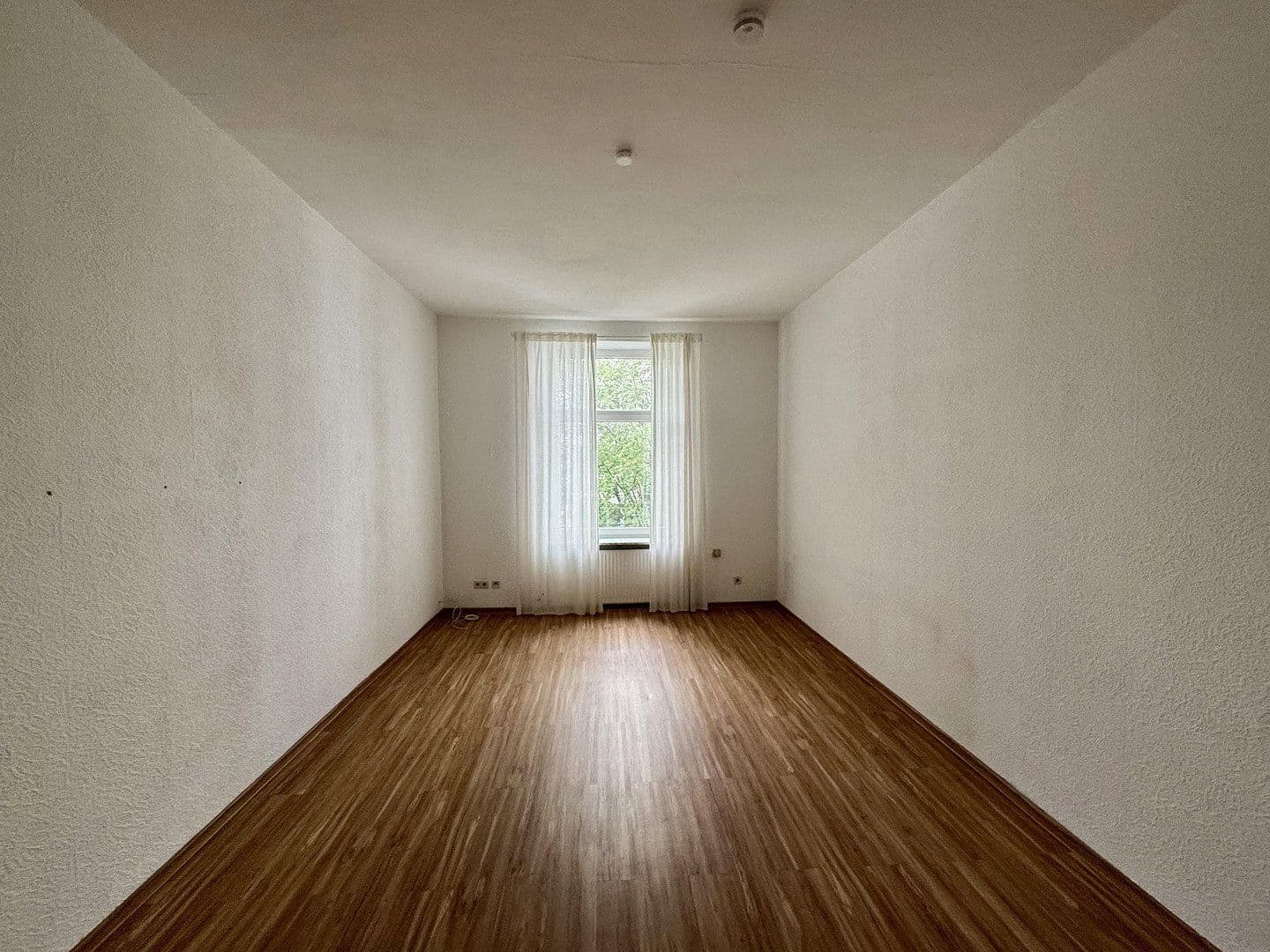 Pronájem bytu 3+1 68 m², Sandweg 108, Frankfurt am Main, Hessen Pronájem bytu 3+1 68 m², Sandweg 108, Frankfurt am Main, Hessen