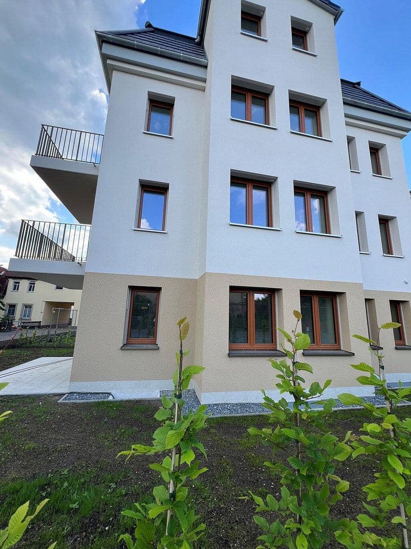 Pronájem bytu 2+1 55 m², Kötitzer Str. 41, Radebeul, Sasko Pronájem bytu 2+1 55 m², Kötitzer Str. 41, Radebeul, Sasko