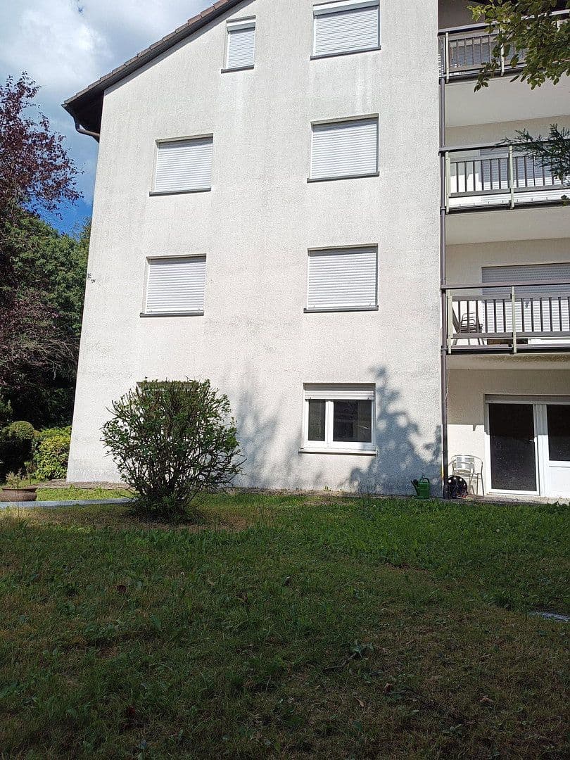 Pronájem bytu 2+1 81 m², Graf-Berthold-Straße 22, Bad Herrenalb, Bádensko-Württembersko Pronájem bytu 2+1 81 m², Graf-Berthold-Straße 22, Bad Herrenalb, Bádensko-Württembersko