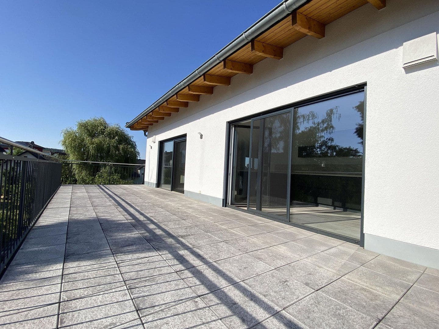 Pronájem bytu 3+1 133 m², Marburger Str. 67b, Marburg, Hessen Pronájem bytu 3+1 133 m², Marburger Str. 67b, Marburg, Hessen