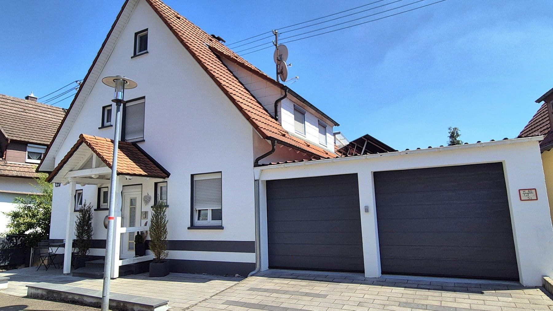 Prodej domu 136 m², pozemek 410 m², Hüttlingen, Bádensko-Württembersko Prodej domu 136 m², pozemek 410 m², Hüttlingen, Bádensko-Württembersko