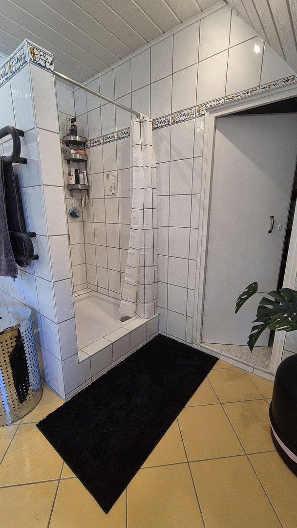 Prodej domu 136 m², pozemek 410 m², Hüttlingen, Bádensko-Württembersko Prodej domu 136 m², pozemek 410 m², Hüttlingen, Bádensko-Württembersko
