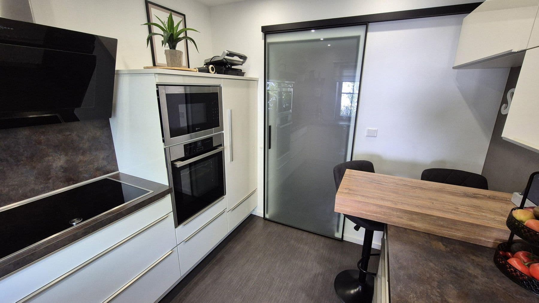 Prodej domu 136 m², pozemek 410 m², Hüttlingen, Bádensko-Württembersko Prodej domu 136 m², pozemek 410 m², Hüttlingen, Bádensko-Württembersko