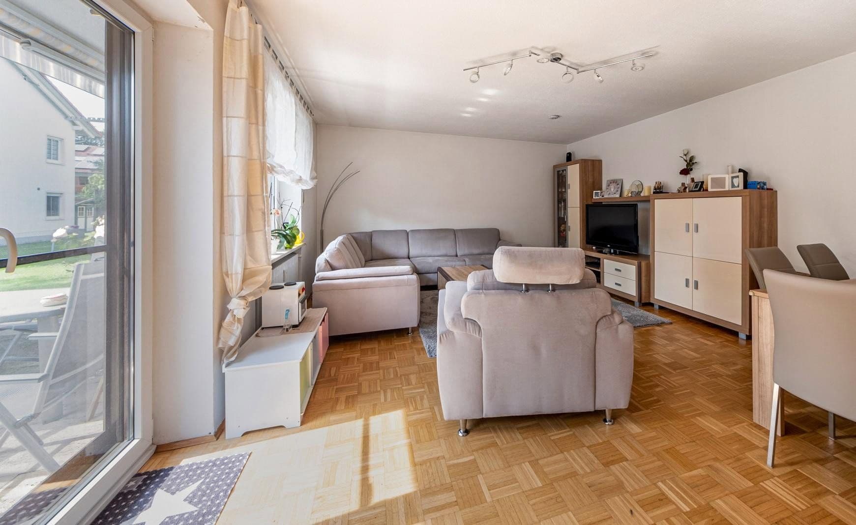 Pronájem bytu 4+1 106 m², Pliening, Bavorsko Pronájem bytu 4+1 106 m², Pliening, Bavorsko