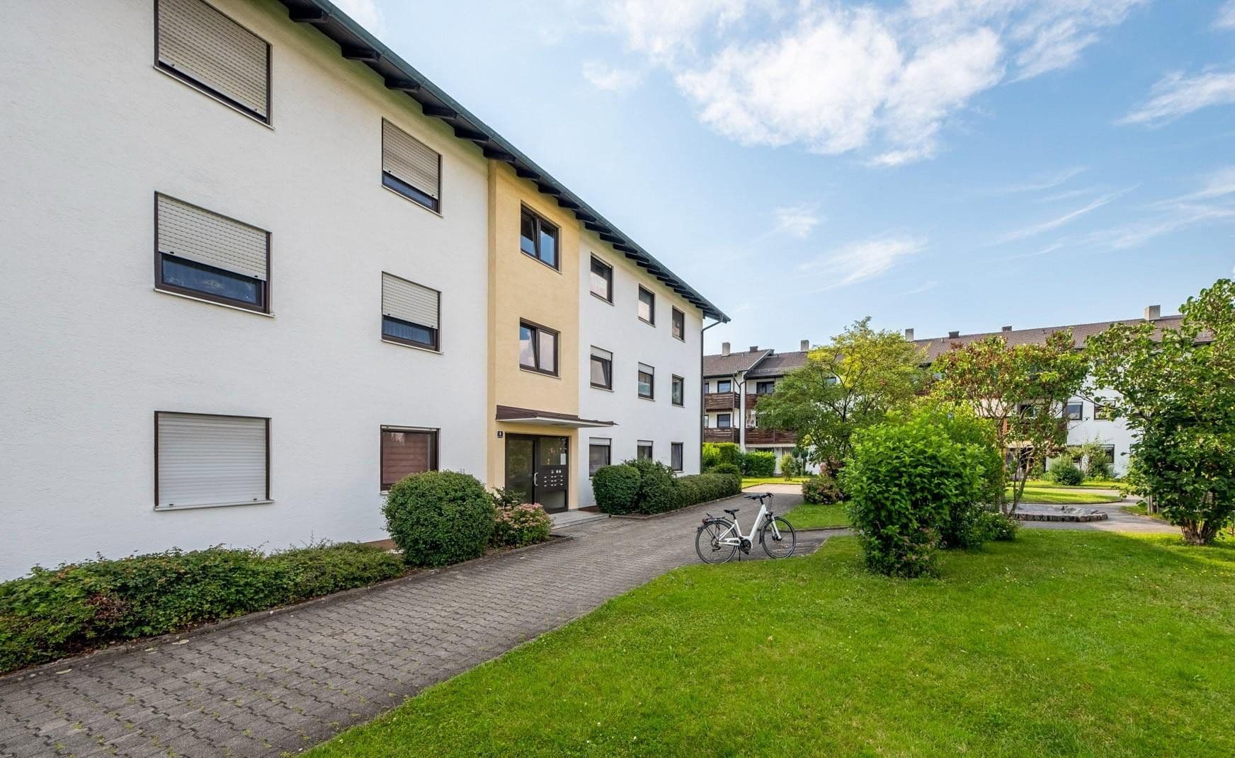 Pronájem bytu 4+1 106 m², Pliening, Bavorsko Pronájem bytu 4+1 106 m², Pliening, Bavorsko