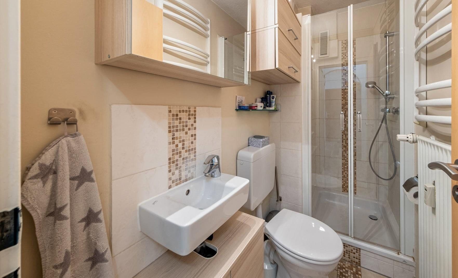 Pronájem bytu 4+1 106 m², Pliening, Bavorsko Pronájem bytu 4+1 106 m², Pliening, Bavorsko