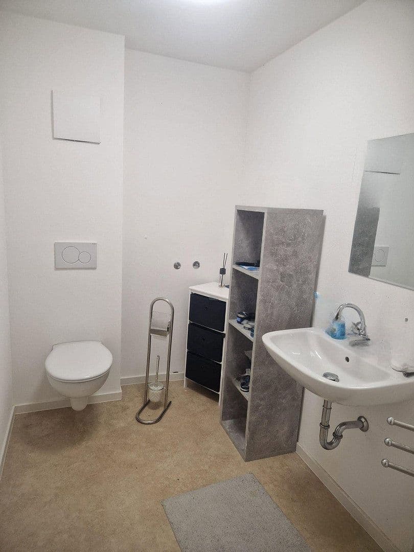 Pronájem bytu 4+1 130 m², Graneggweg 8, Waldstetten, Bádensko-Württembersko Pronájem bytu 4+1 130 m², Graneggweg 8, Waldstetten, Bádensko-Württembersko