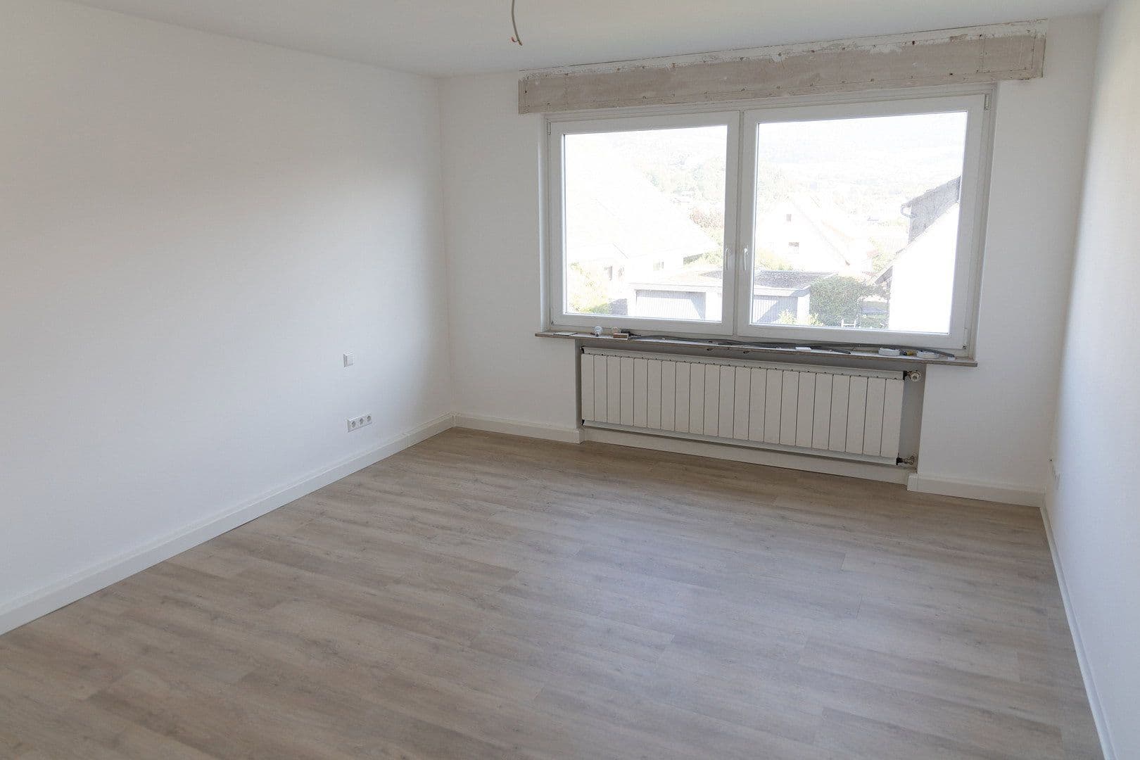 Pronájem bytu 4+1 130 m², Graneggweg 8, Waldstetten, Bádensko-Württembersko Pronájem bytu 4+1 130 m², Graneggweg 8, Waldstetten, Bádensko-Württembersko