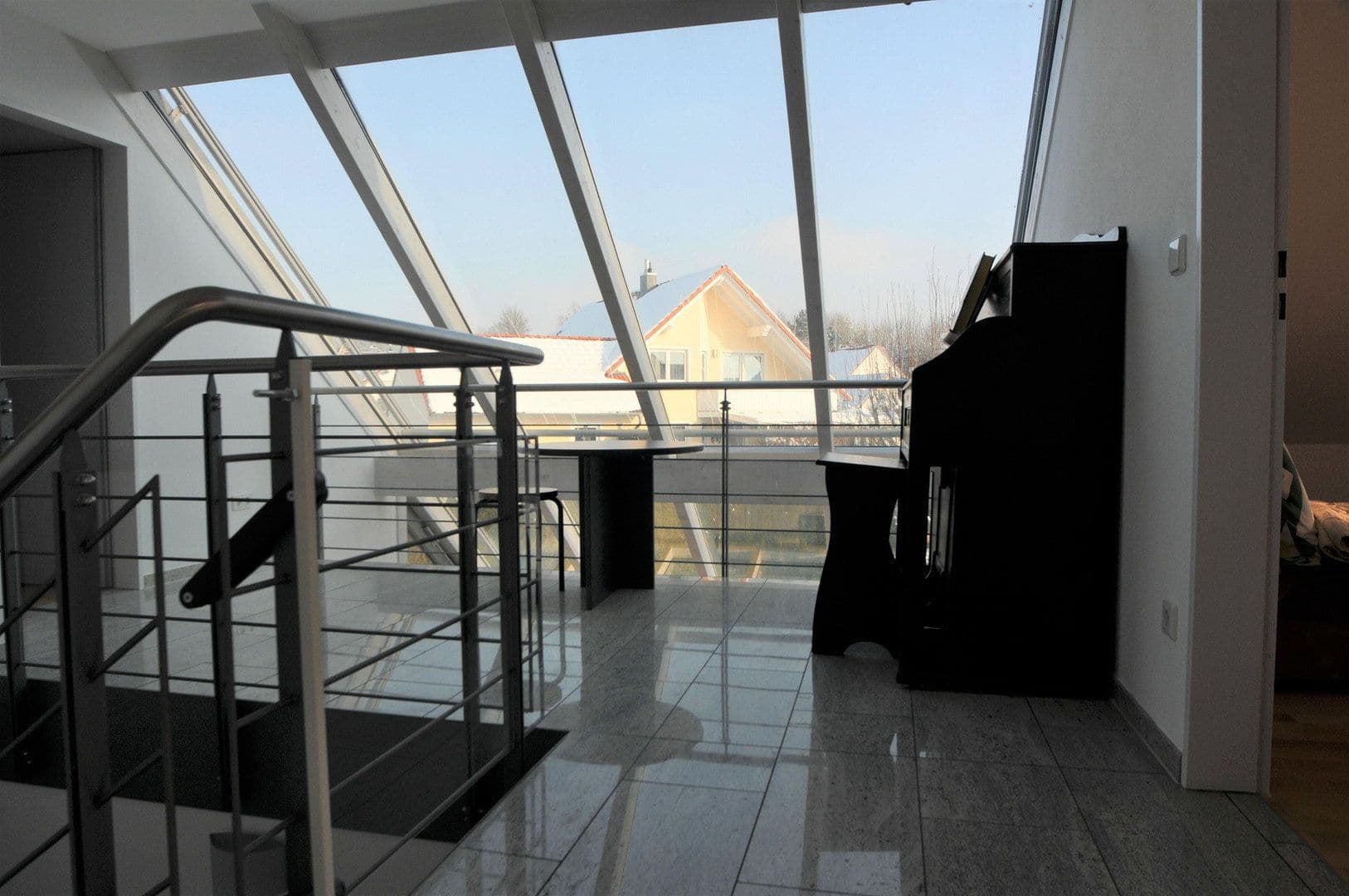 Prodej domu 230 m², pozemek 680 m², Am Hohen Rain 38, Ulm, Bádensko-Württembersko Prodej domu 230 m², pozemek 680 m², Am Hohen Rain 38, Ulm, Bádensko-Württembersko