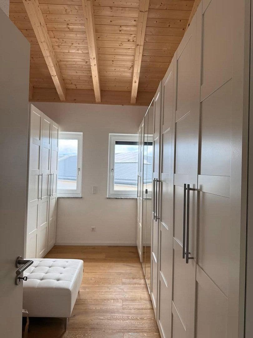 Pronájem domu 190 m², pozemek 750 m², Lauterbachstr.4b, Geretsried, Bavorsko Pronájem domu 190 m², pozemek 750 m², Lauterbachstr.4b, Geretsried, Bavorsko