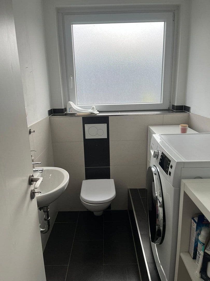 Prodej bytu 3+kk 74 m², Förderstraße 10, Essen, Severní Porýní-Vestfálsko Prodej bytu 3+kk 74 m², Förderstraße 10, Essen, Severní Porýní-Vestfálsko
