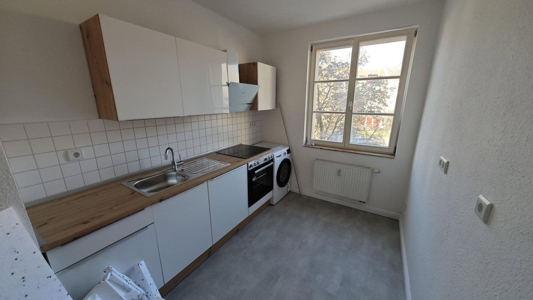 Pronájem bytu 1+1 40 m², Schönbachstraße 88, Leipzig, Sasko Pronájem bytu 1+1 40 m², Schönbachstraße 88, Leipzig, Sasko