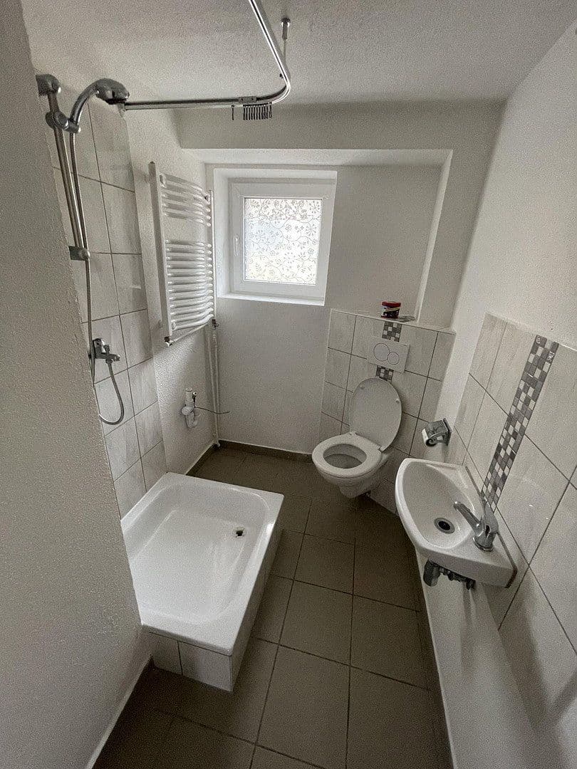 Pronájem bytu 3+1 60 m², Triberger Straße 4, Villingen-Schwenningen, Bádensko-Württembersko Pronájem bytu 3+1 60 m², Triberger Straße 4, Villingen-Schwenningen, Bádensko-Württembersko